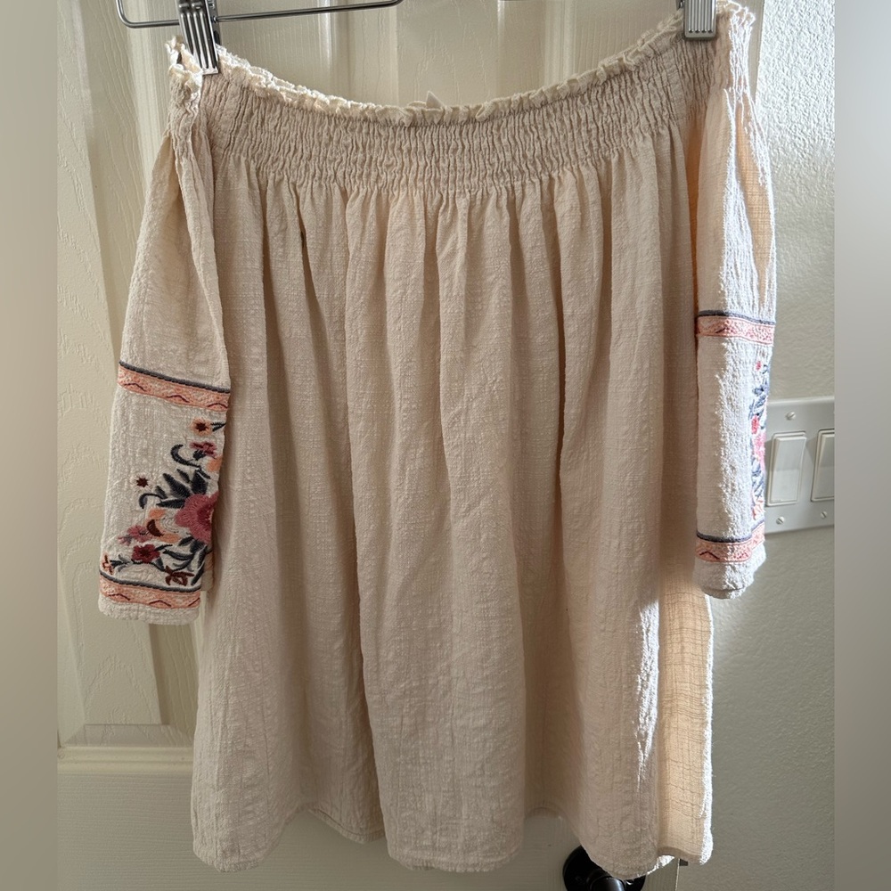 Adorable off the shoulder top